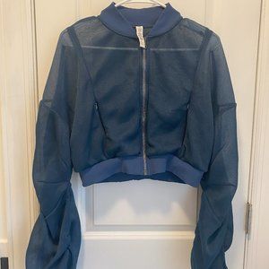 Alo Yoga Field Crop Jacket Blue